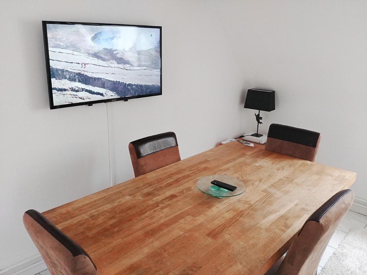 Best Of Chartres One Bedroom City Center And View On The Cathedral المظهر الخارجي الصورة